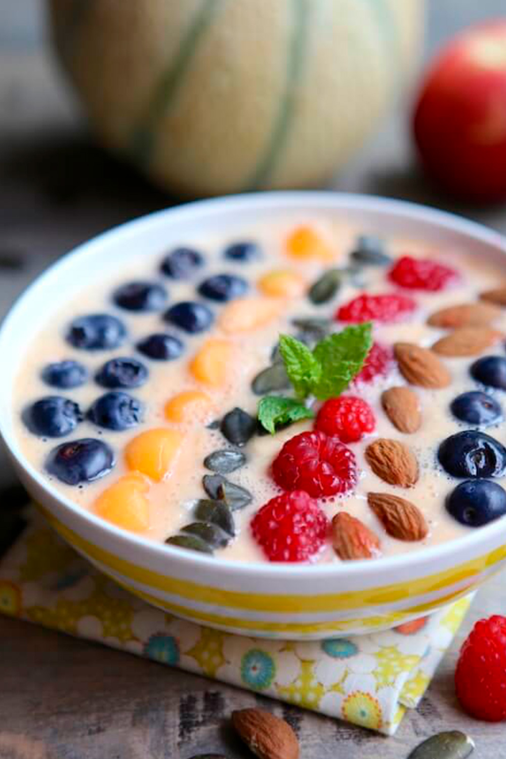 Smoothie bowl pêche / melon
